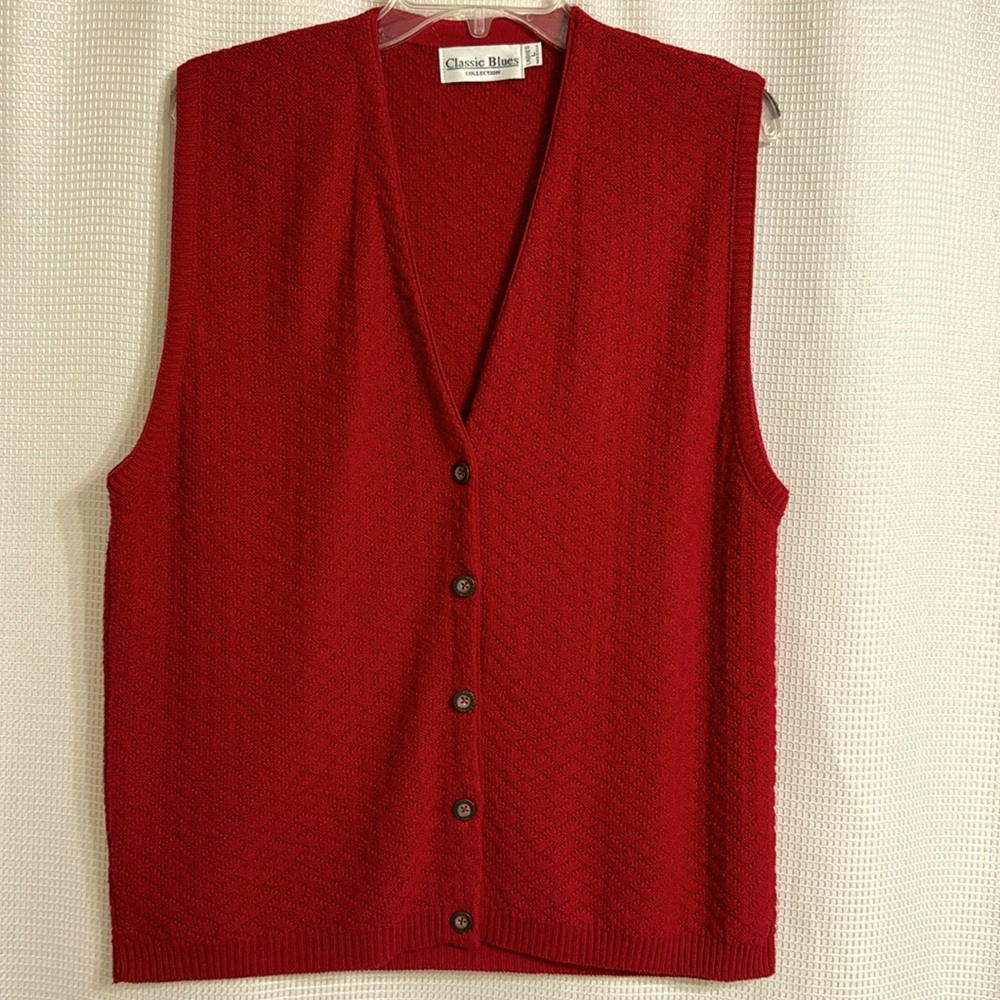 Women’s Classic Blues collection sweater vest. Size L